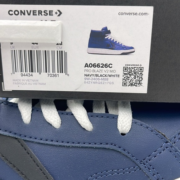 Converse Men’s Navy High-Top Sneakers A06626C
PRO BLAZE V2 MID
NAVY/BLACK/WHITE - Picture 16 of 16